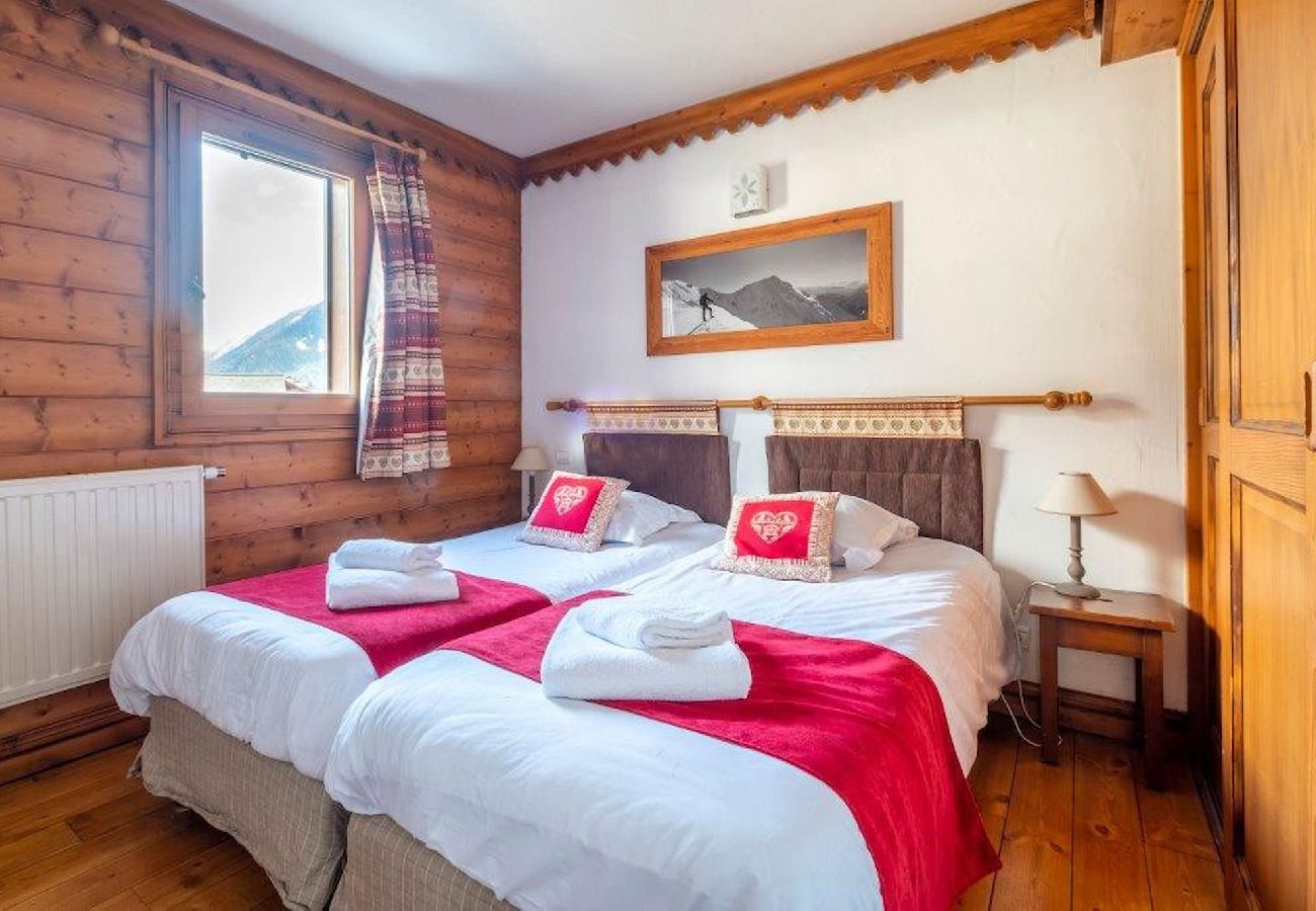 Apartment in Chamonix-Mont-Blanc - Le Petit Paradis · Center of Chamonix