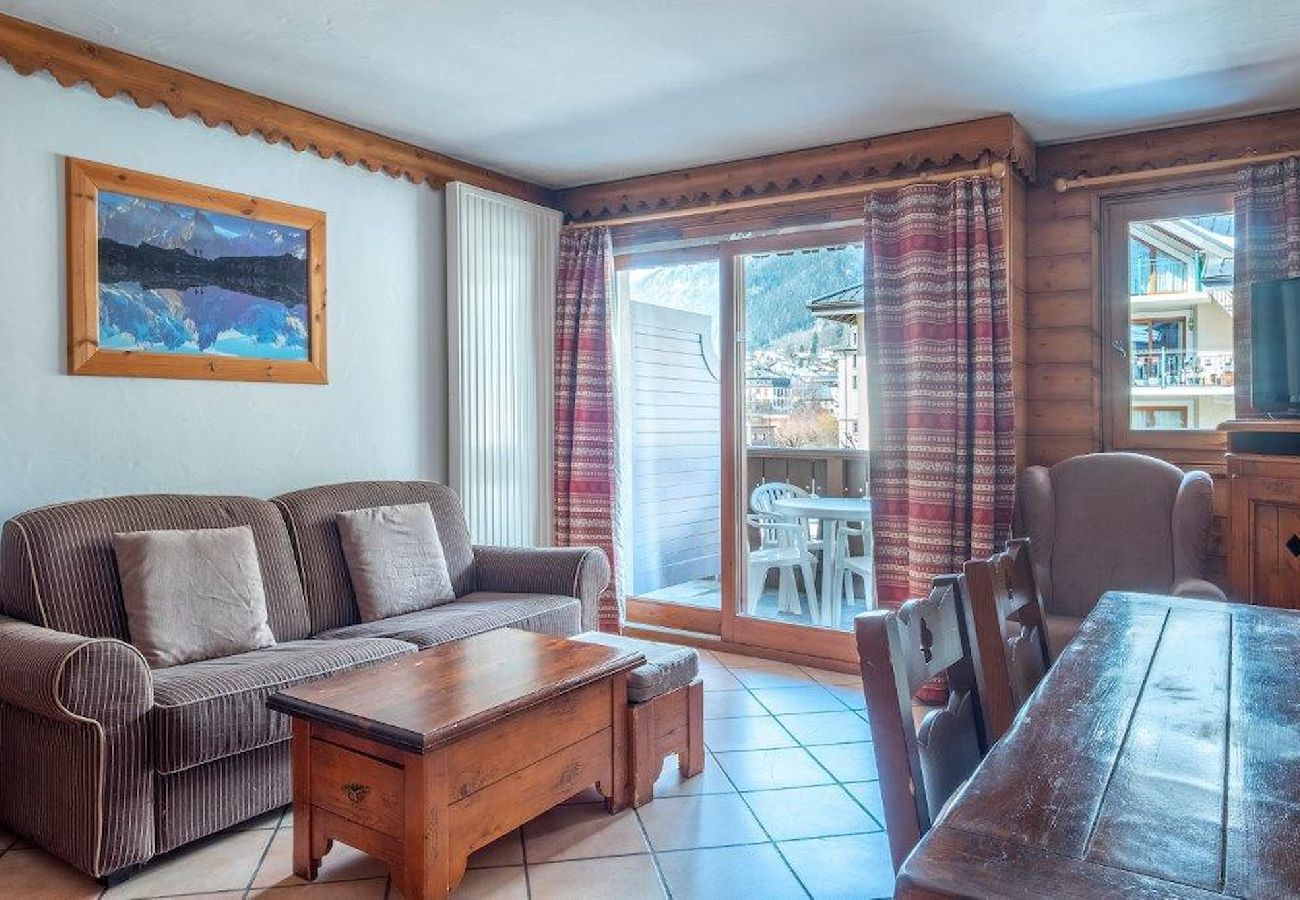 Apartment in Chamonix-Mont-Blanc - Le Petit Paradis · Center of Chamonix