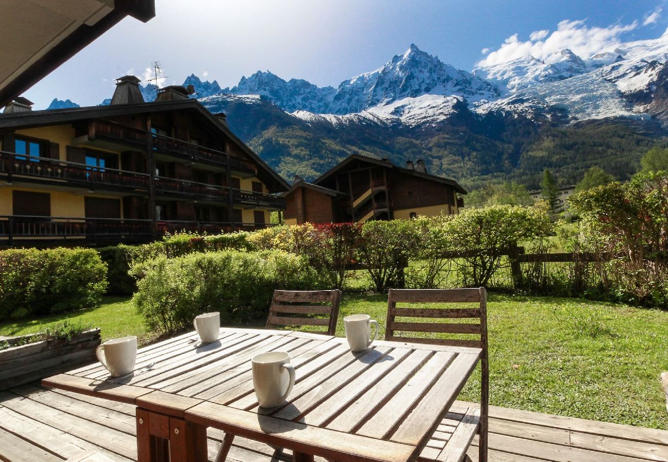 Apartment in Chamonix-Mont-Blanc - Les Gaillands -Between Lac des Gailland & Chamonix