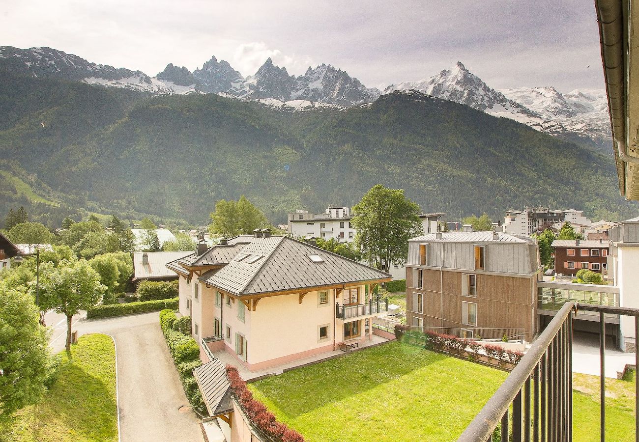 Apartment in Chamonix-Mont-Blanc - Maison Emile Devouassoud - Calm - Centre ville