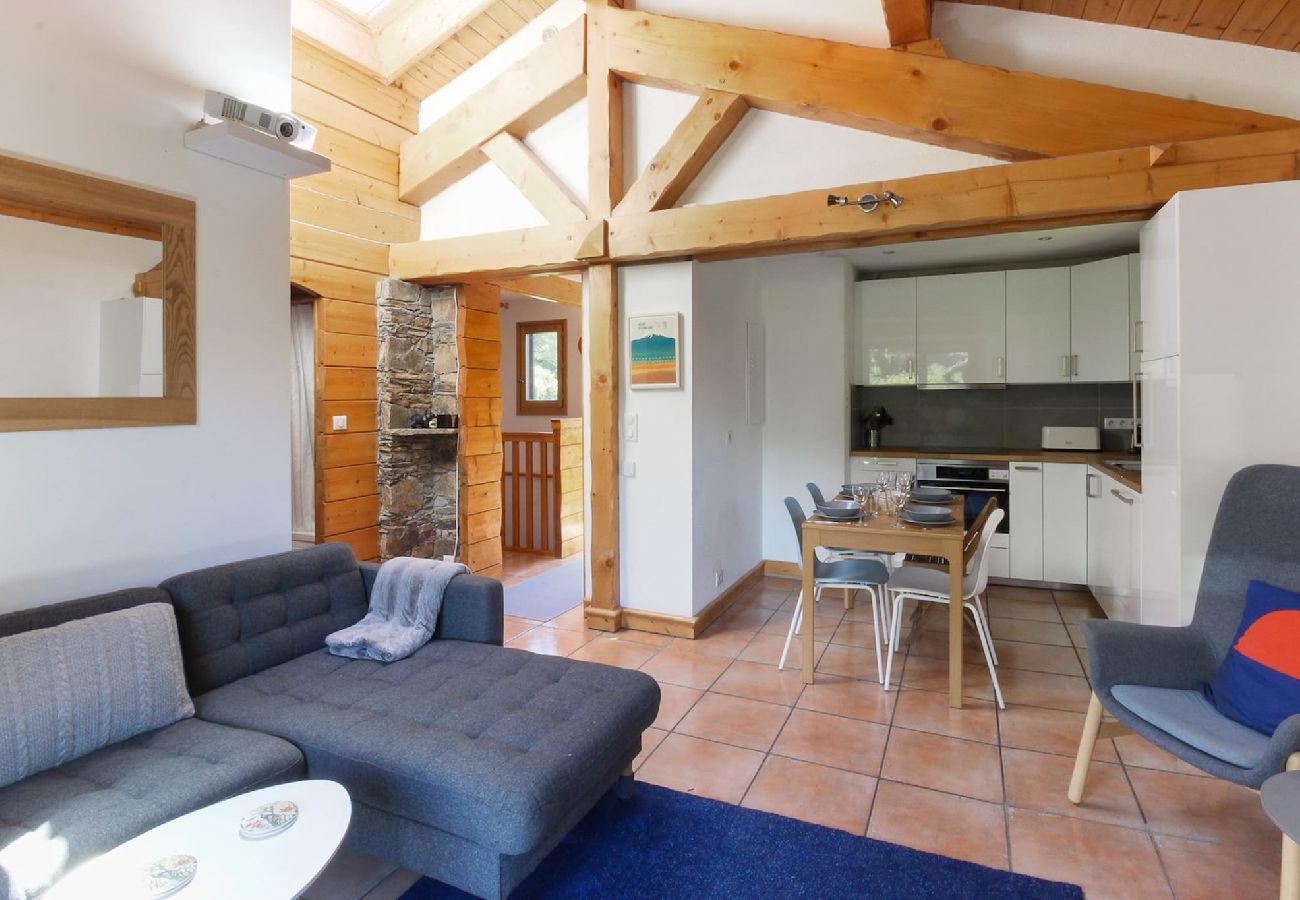 Chalet in Les Houches - Chalet Kandahar -Jardin-Skis aux pieds-Piscine