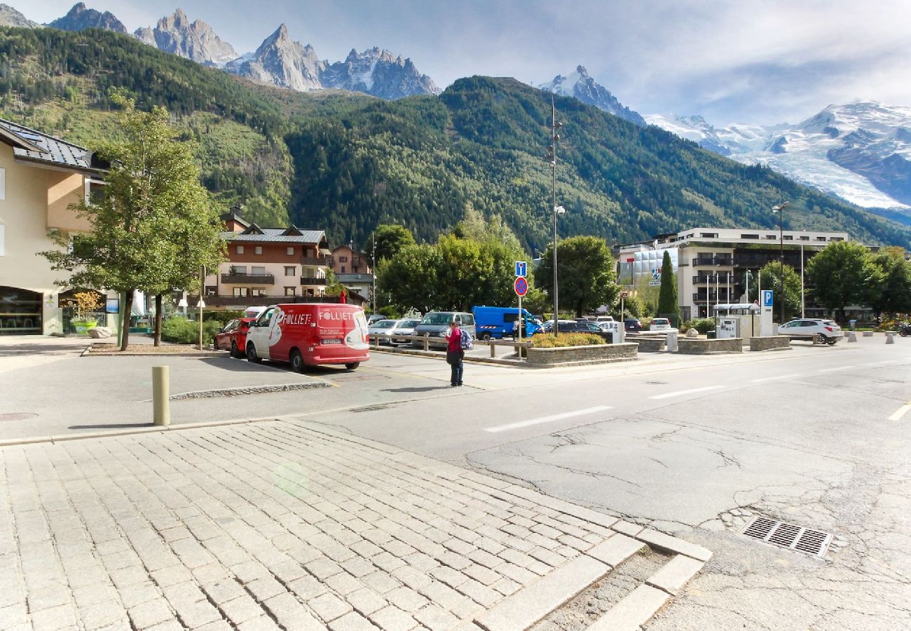 Apartment in Chamonix-Mont-Blanc - Appt Albertine - Centre de Chamonix