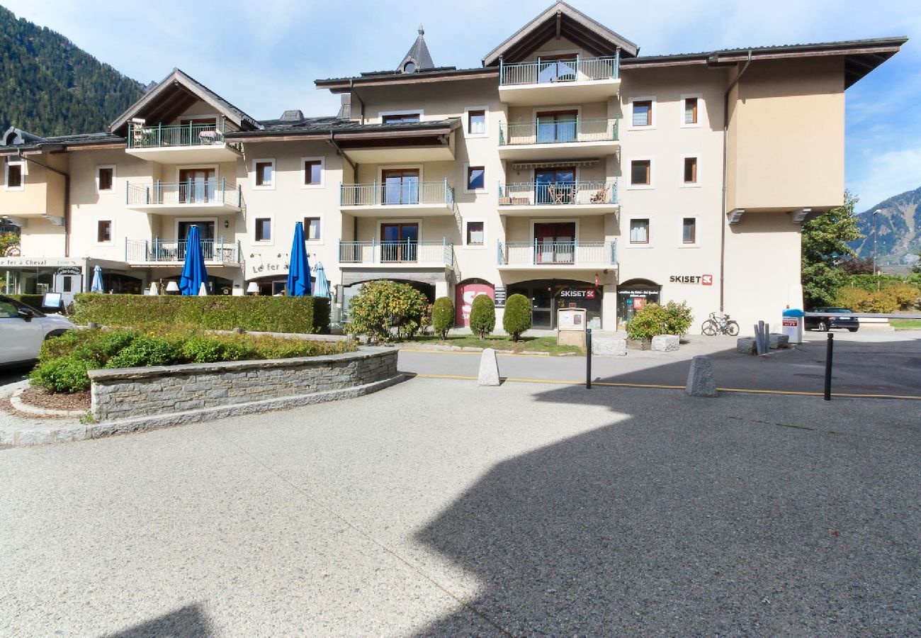 Apartment in Chamonix-Mont-Blanc - Appt Albertine - Centre de Chamonix