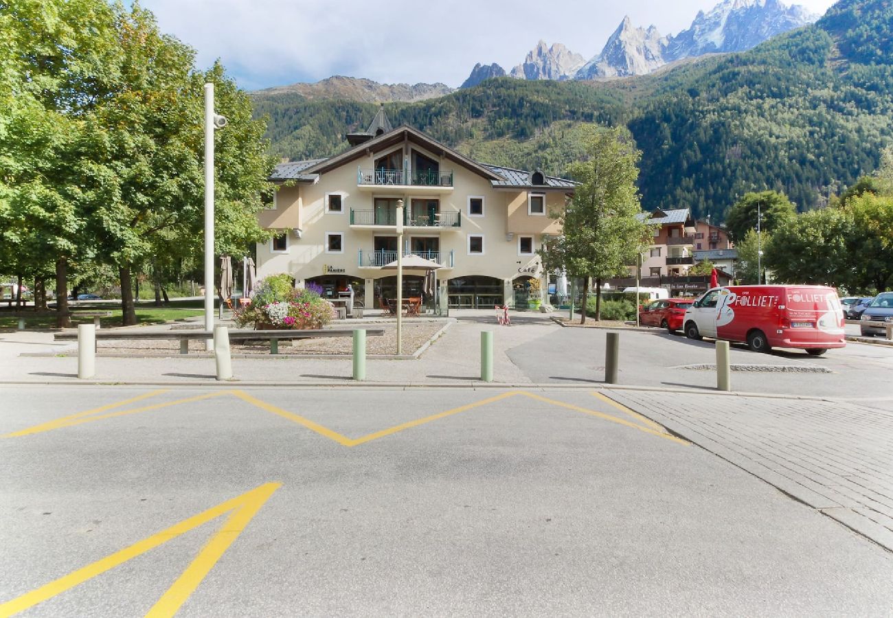 Apartment in Chamonix-Mont-Blanc - Appt Albertine - Centre de Chamonix