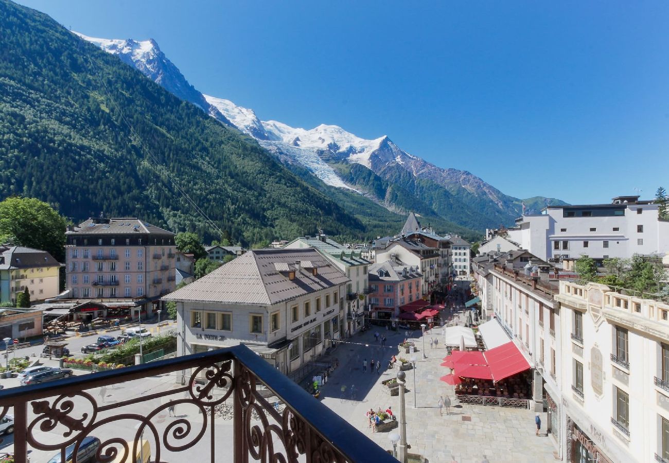 Apartment in Chamonix-Mont-Blanc - The Corner  43 - 3ch - Centre Chamonix