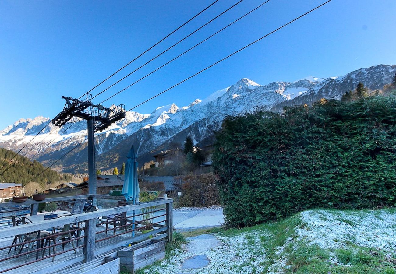 Chalet in Les Houches - Chalet des 5 Chardons - Skis aux pieds - Familial