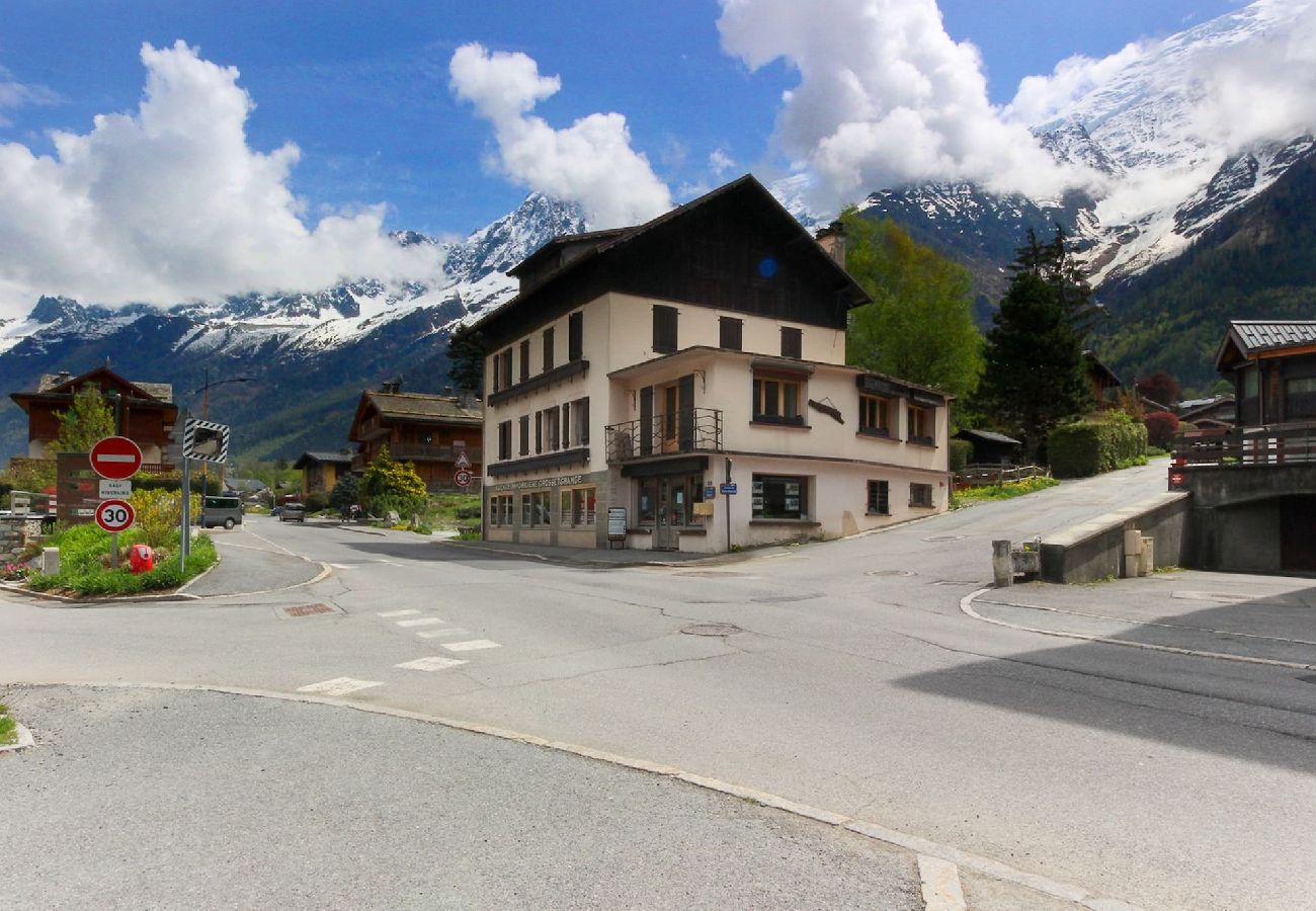 Apartment in Les Houches - Les Dryades · Renovated Solo or Couples Apt | View