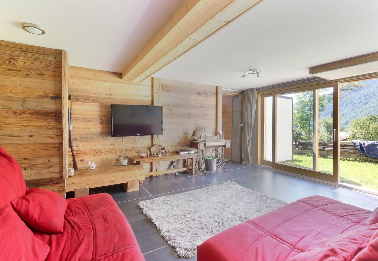 Chalet in Les Houches - Chalet YOLO - Jacuzzi & Sauna - Grand jardin