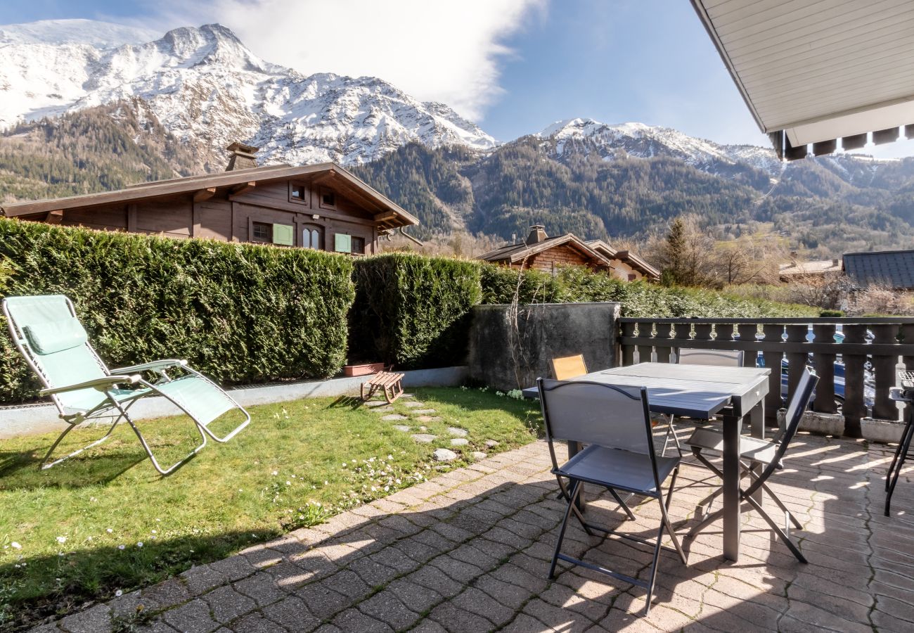 Apartment in Les Houches - Les Lilas - Terrasse Vue Mont-Blanc