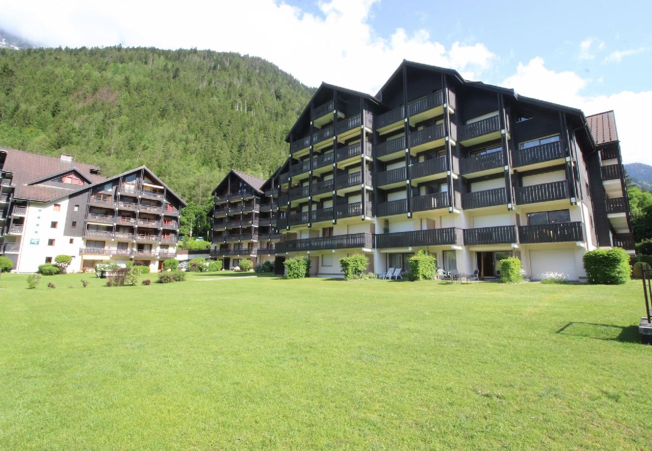 Apartment in Chamonix-Mont-Blanc - Le Savoy - Terrace view Mont-Blanc