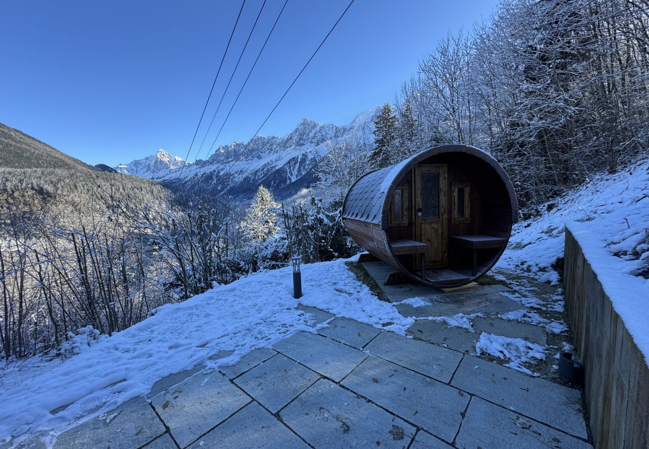 Chalet in Les Houches - Chalet Kieppi - Sauna - Grand chalet familial réno