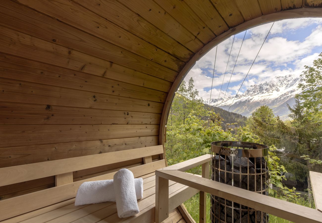 Chalet in Les Houches - Chalet Kieppi - Sauna - Grand chalet familial
