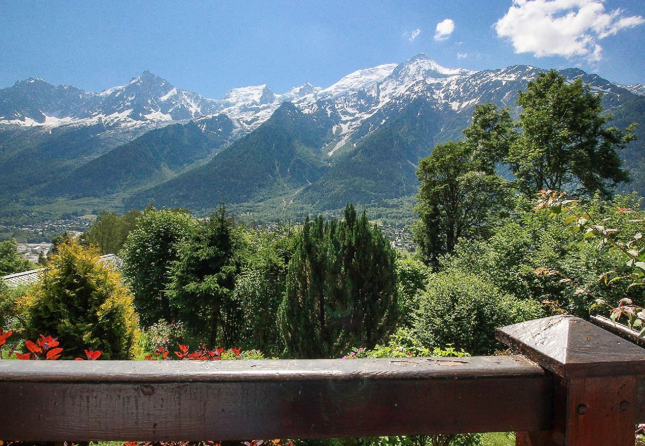 Cabin in Les Houches - Chalet Senet - 2 Mazots - Views Mt-Blanc