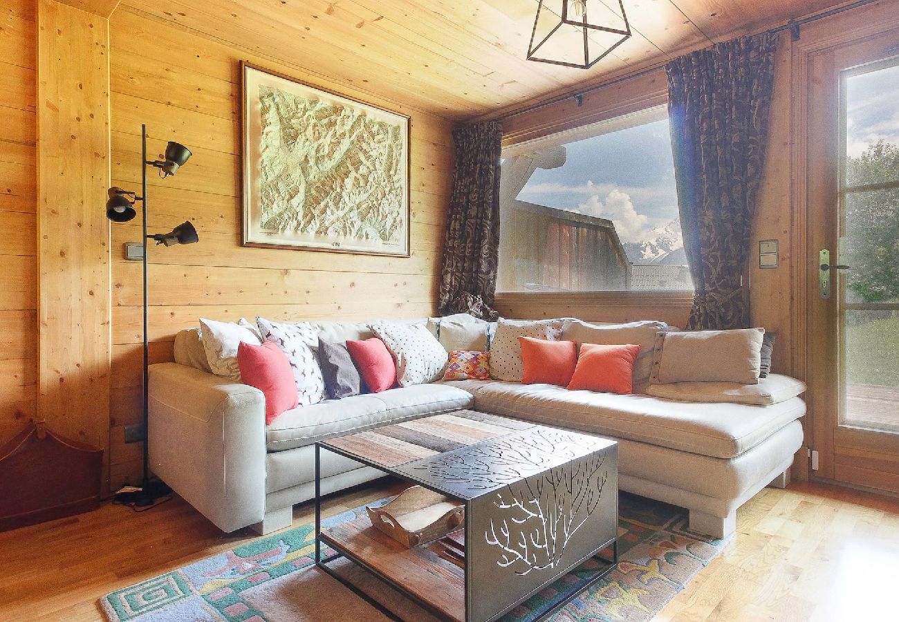 Apartment in Les Houches - Maison Neuve 1 - Ski aux pieds - Vue Mt-Blanc