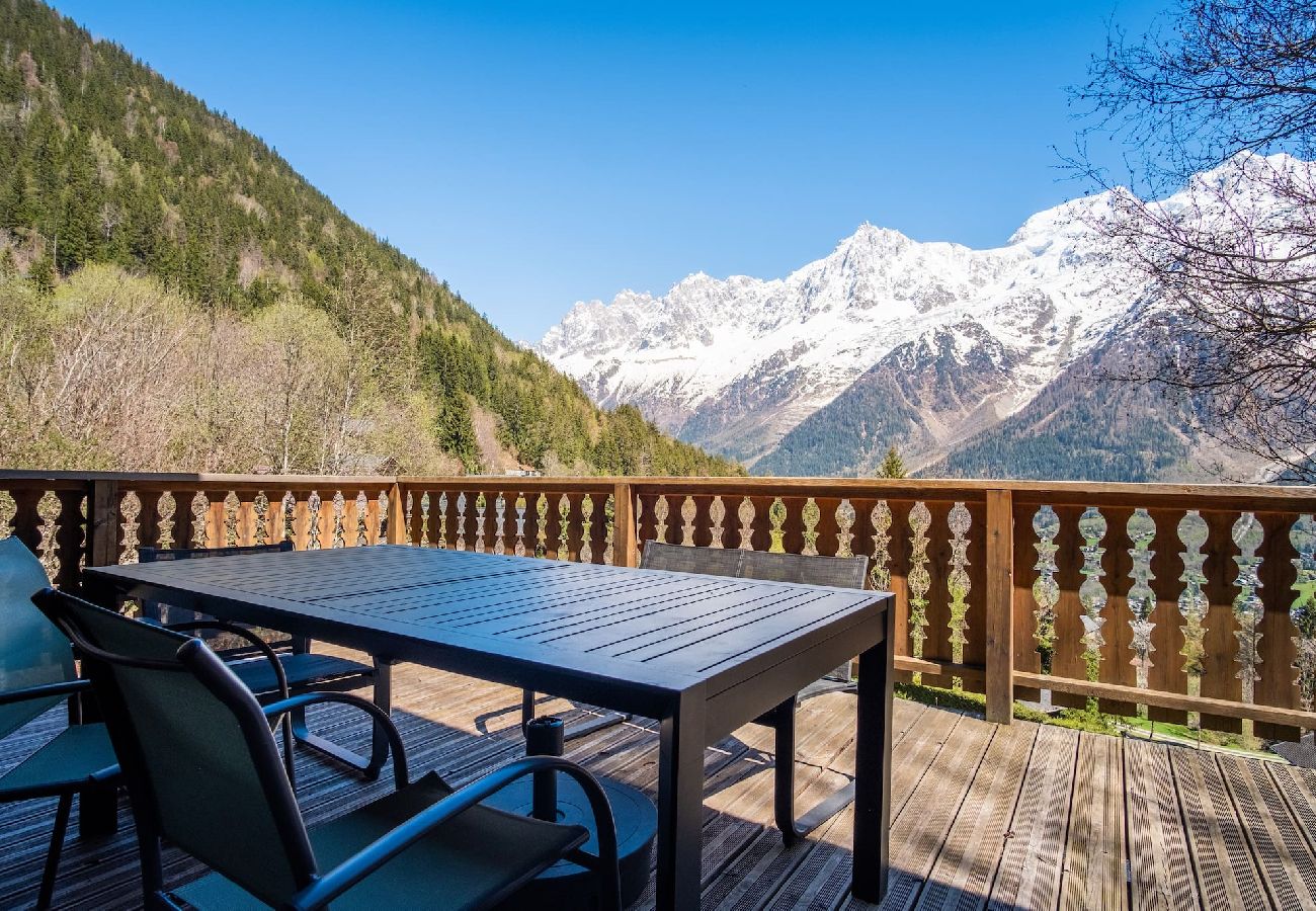 Chalet in Les Houches - Datcha of Sky - Chalet View Mt-Blanc + Studio