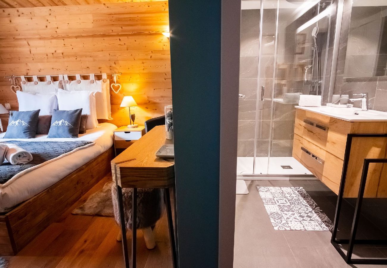 Apartment in Les Houches - Le Refuge des Alpages ·Renovated - View