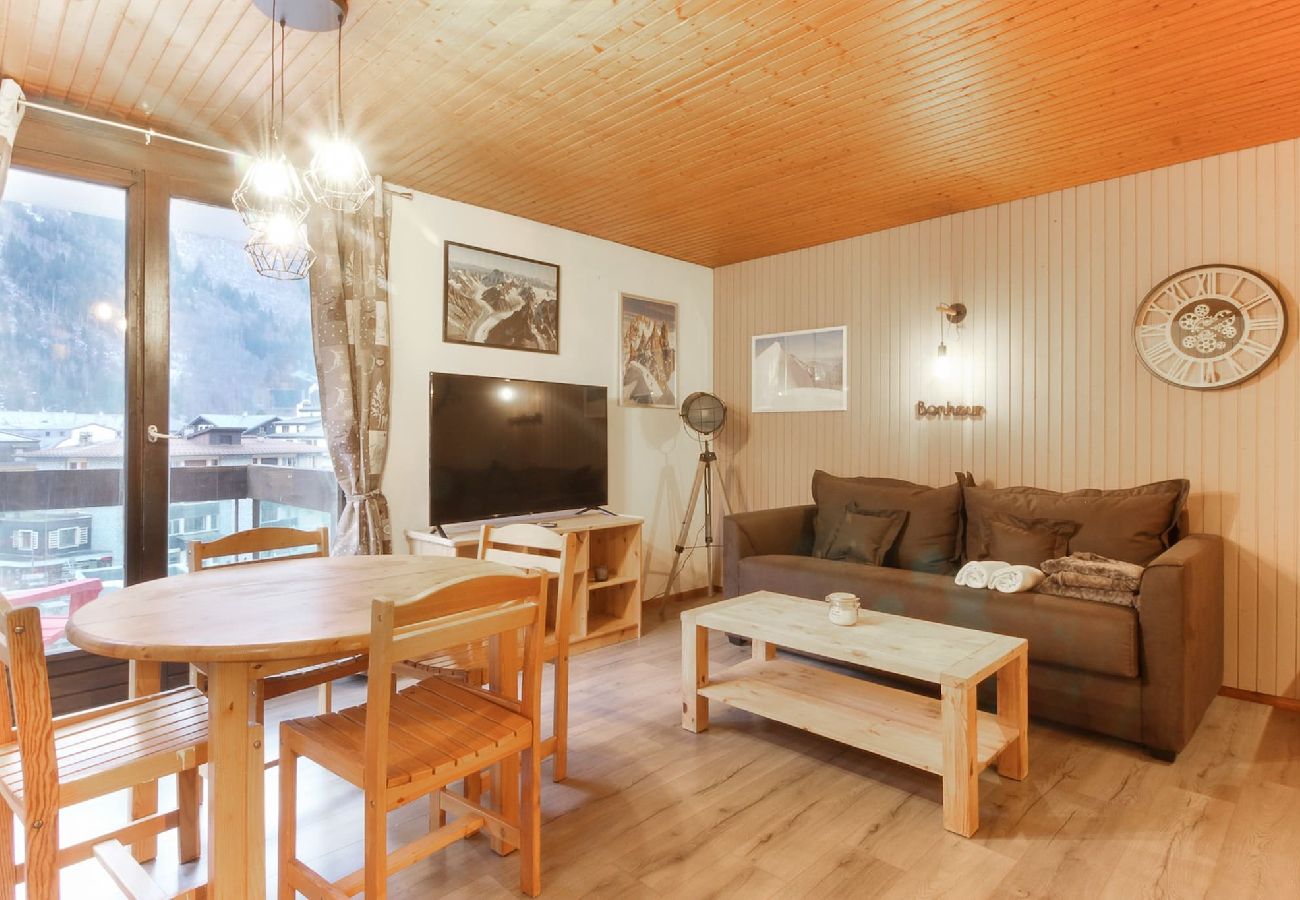 Apartment in Chamonix-Mont-Blanc - L'Aiguille - Centre de Chamonix - Vue Mont-Blanc