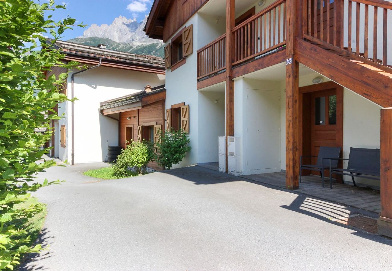 Apartment in Chamonix-Mont-Blanc - Les Granges - Terrasse - Vue Mont.Blanc