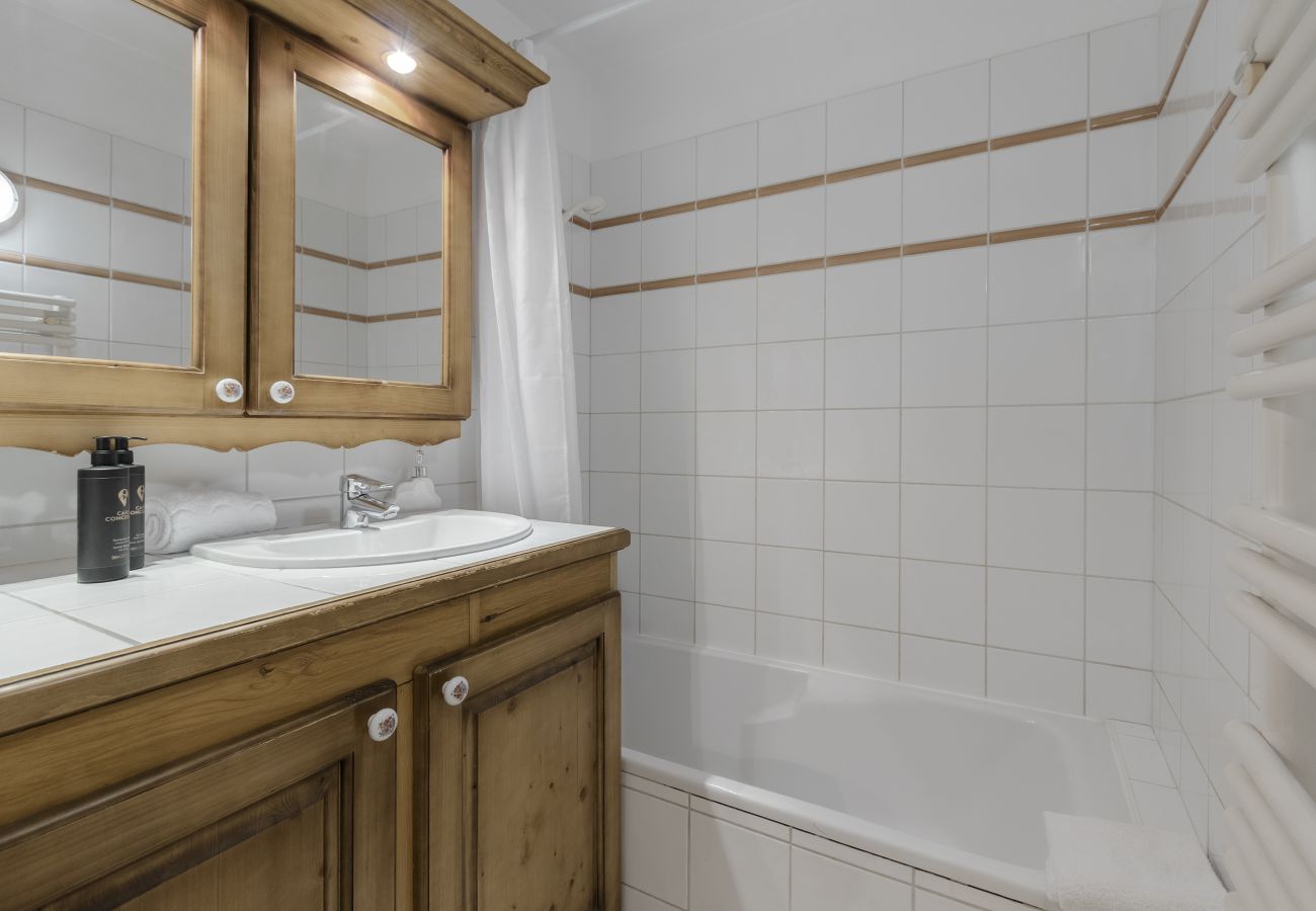Apartment in Les Houches - Bellevue - Grande terrasse privée- Vues