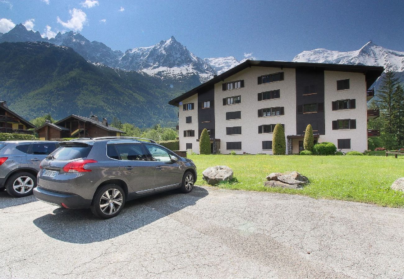 Apartment in Chamonix-Mont-Blanc - Cristal des Glaces - Lake Gailland - Escalade