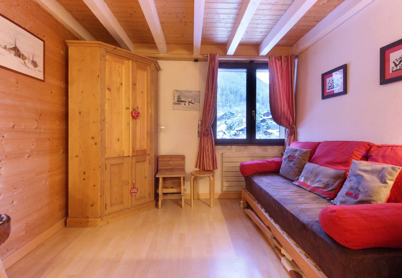 Apartment in Chamonix-Mont-Blanc - Cristal des Glaces - Lake Gailland - Escalade