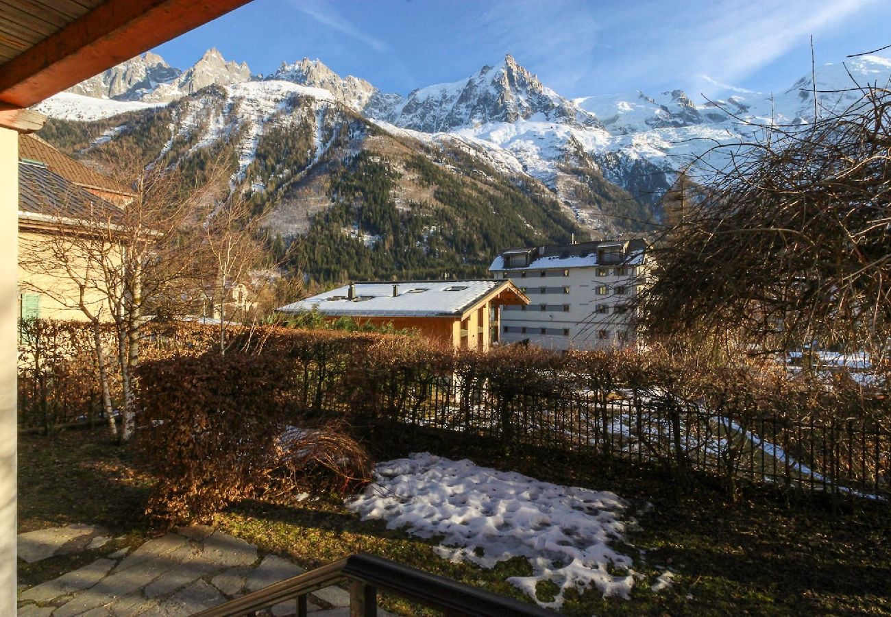 Apartment in Chamonix-Mont-Blanc - Les Alpins - Central - Garden & Mt-Blanc View