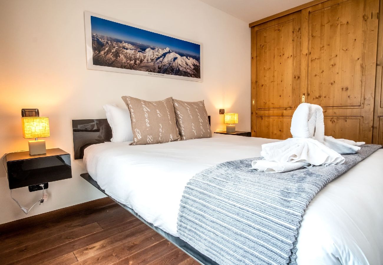 Apartment in Chamonix-Mont-Blanc - Les Alpes 3 · Directly in the Center of Chamonix