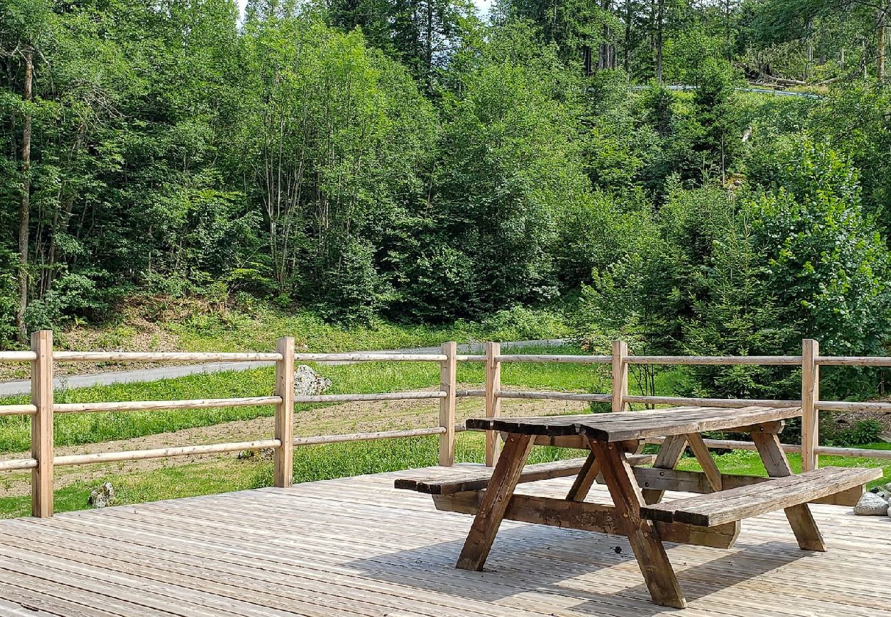 Chalet in Les Houches - Chalet L'Oratoire - Rénové - Grand jardin privé