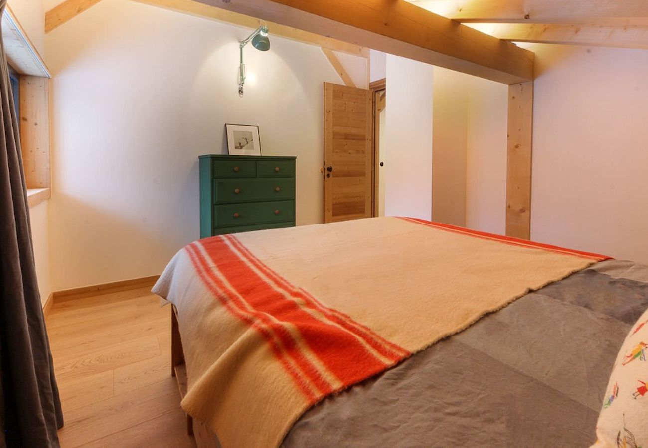 Chalet in Les Houches - Chalet L'Oratoire - Rénové - Grand jardin privé