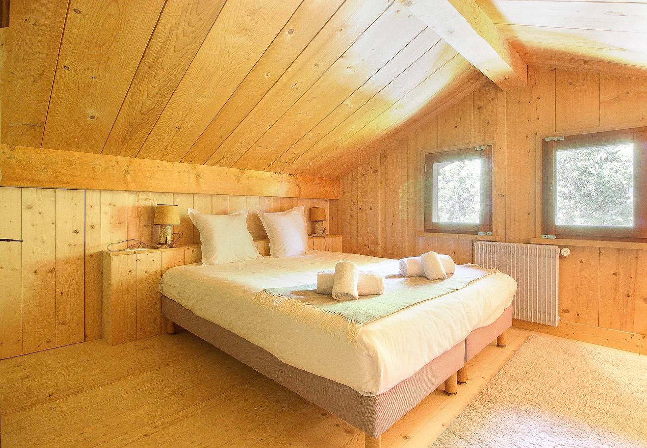 Chalet in Les Houches - Bois Rond - Chalet Classique 4ch 8pax