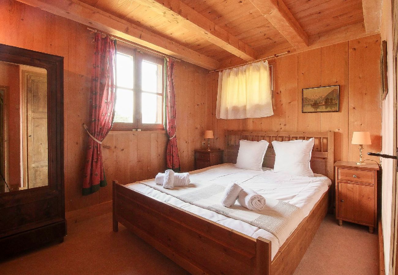 Chalet in Les Houches - Bois Rond - Chalet Classique 4ch 8pax