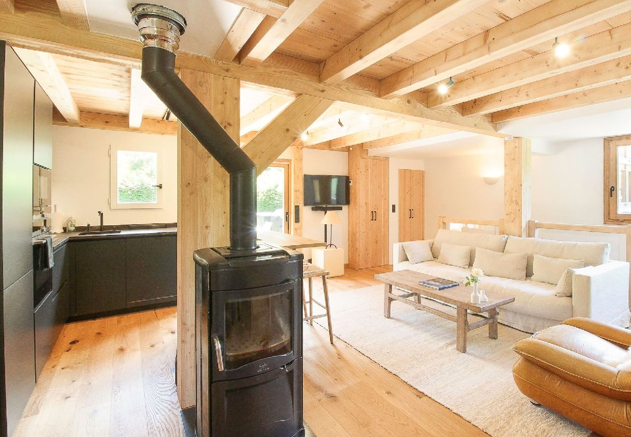 Chalet in Les Houches - Chalet Bechar - Garden - Sauna & Jacuzzi