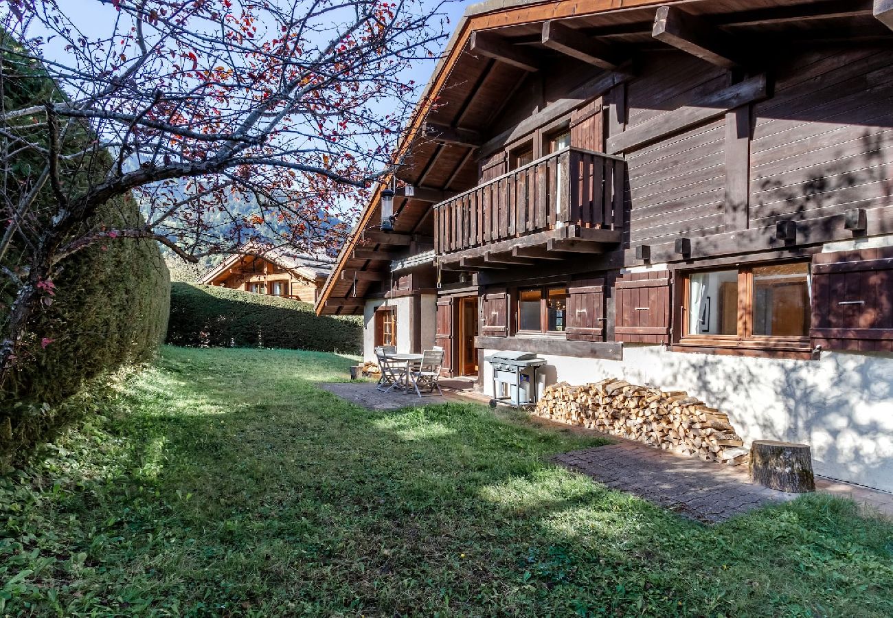 Chalet in Les Houches - Chalet Eveland - Grand chalet familial