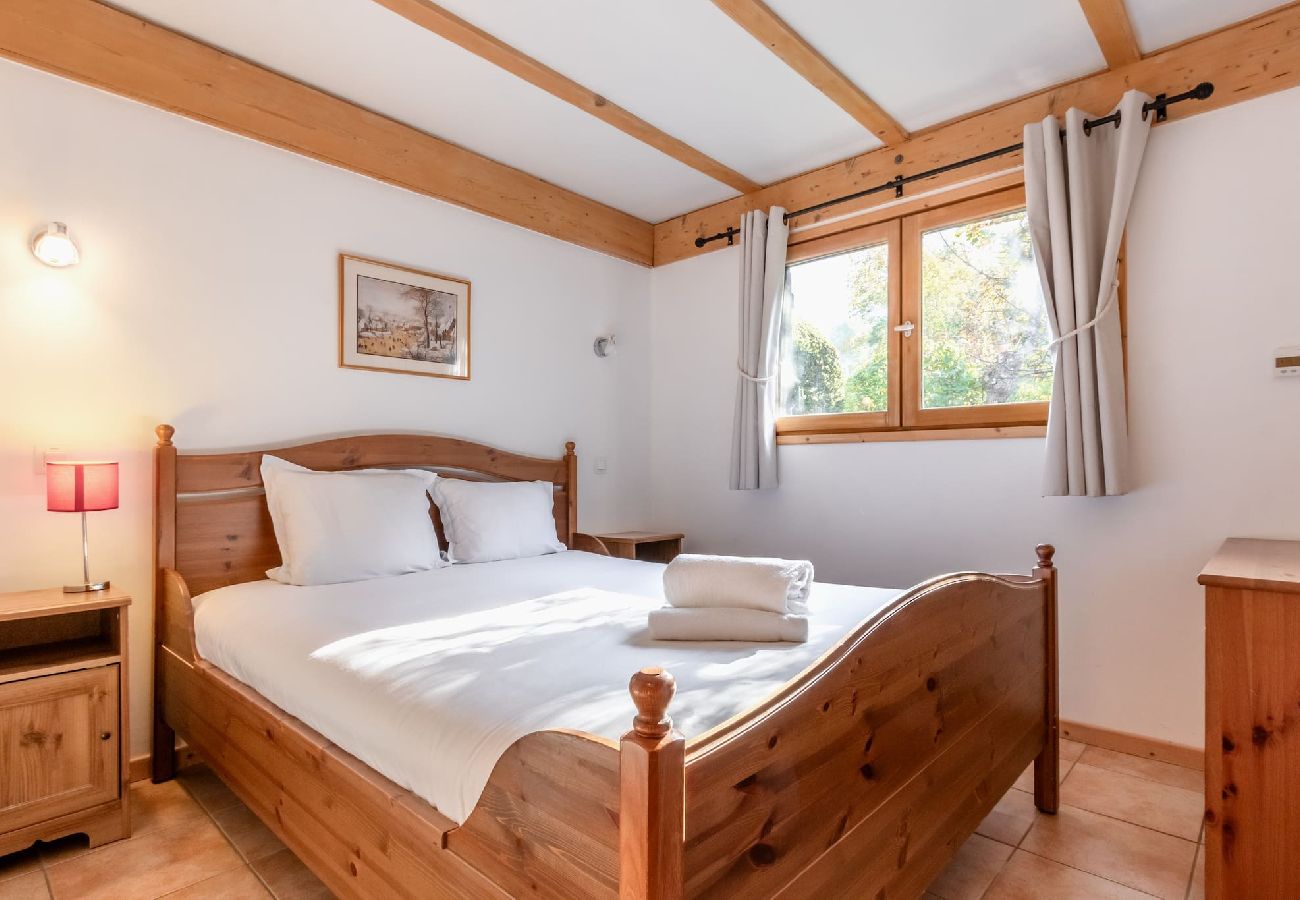 Chalet in Les Houches - Chalet Eveland - Grand chalet familial