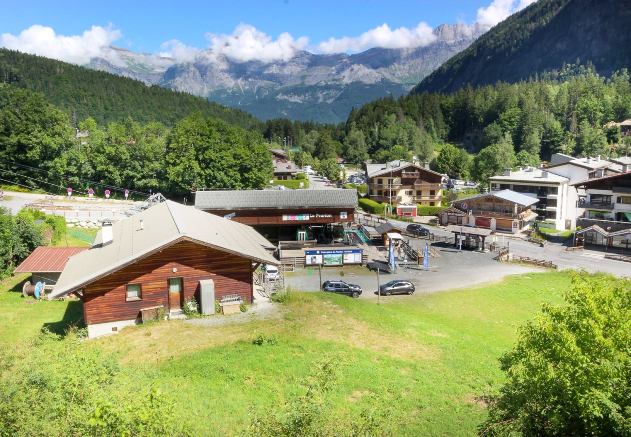 Apartment in Les Houches - Prarion - Ski aux pieds et piscine