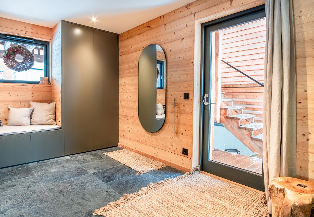 Chalet in Chamonix-Mont-Blanc - Chalet Sia - Contemporain - Sauna privé