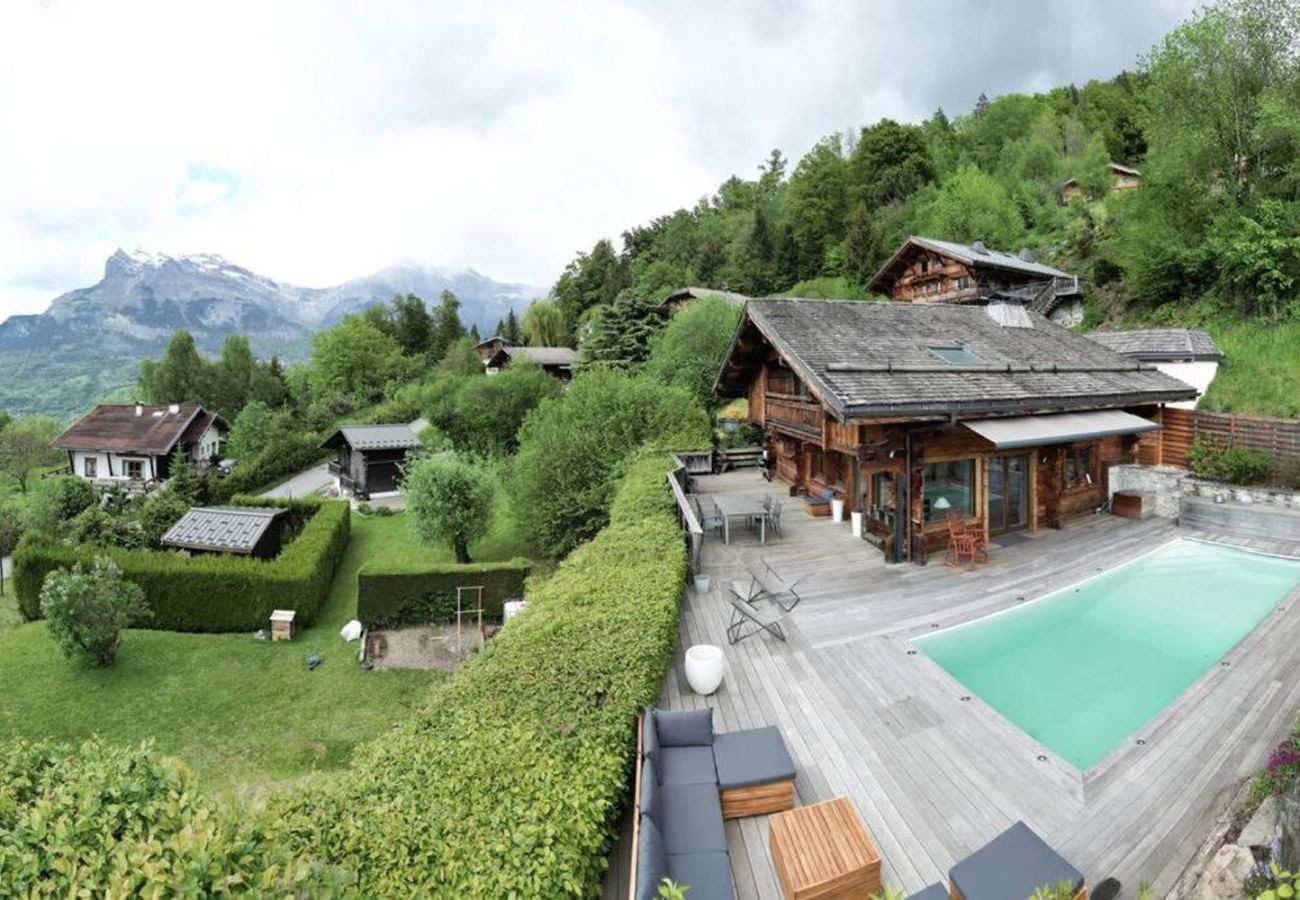 Chalet in Saint-Gervais-les-Bains - Chalet Hygge - Piscine - Calme