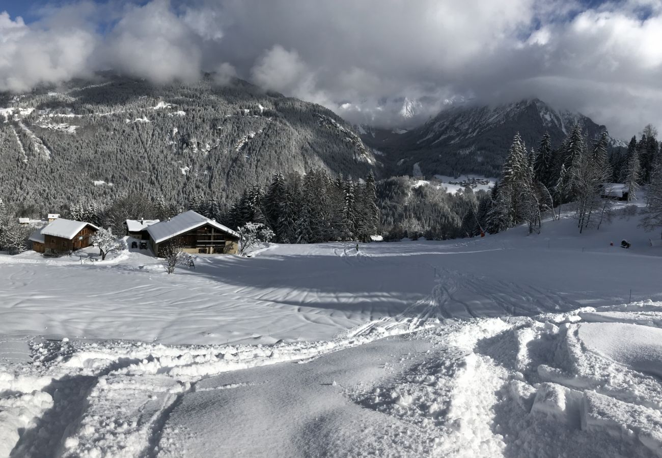 Chalet in Saint-Gervais-les-Bains - La Ferme des Ours - Skis aux pieds - Saint Gervais