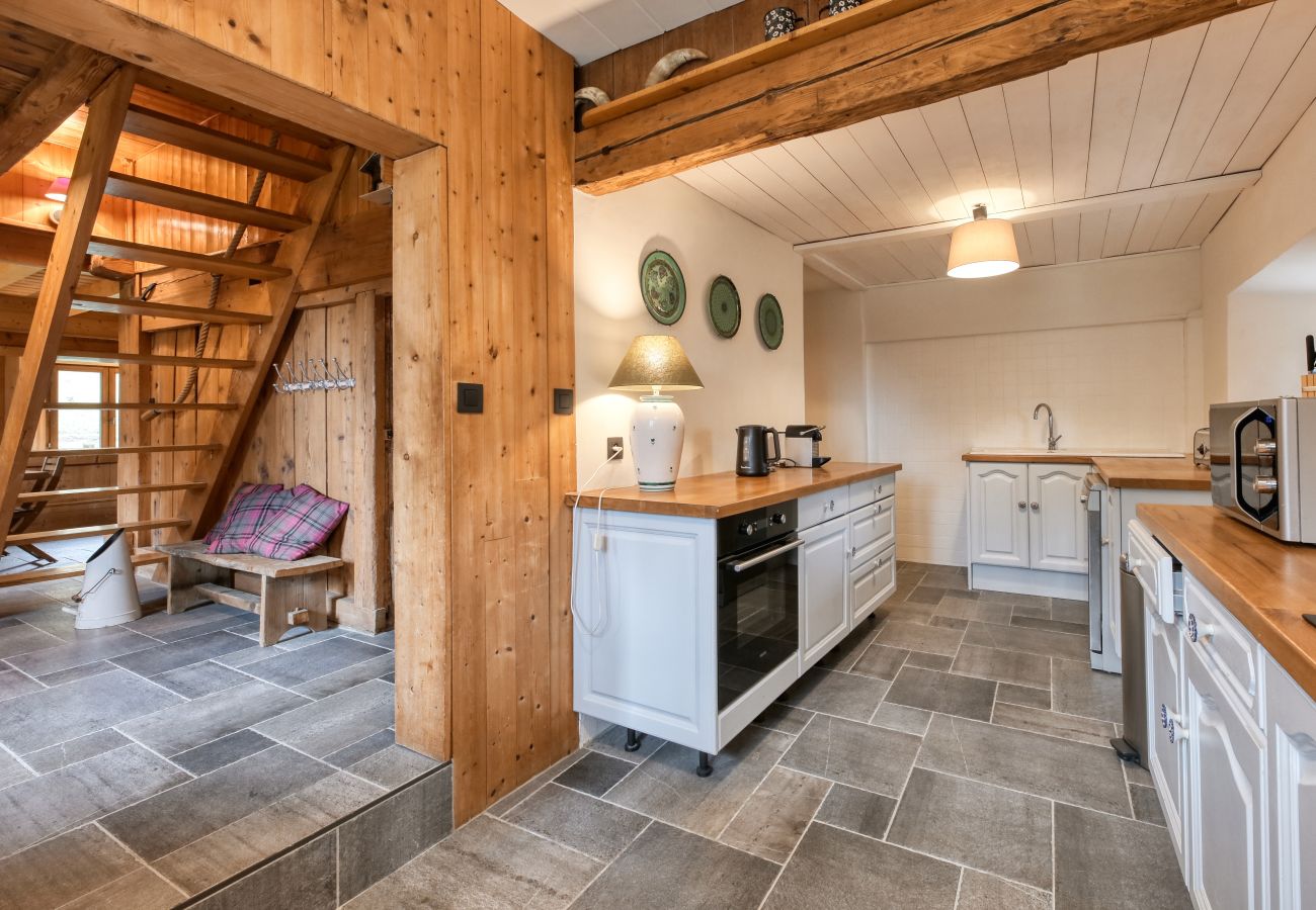 Chalet in Saint-Gervais-les-Bains - La Ferme des Ours - Skis aux pieds - Saint Gervais