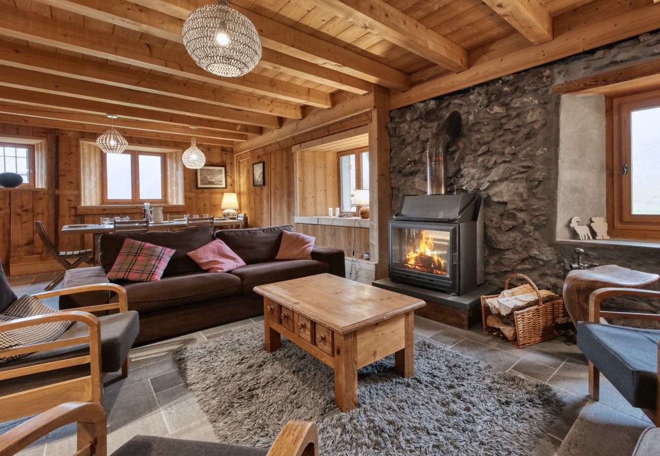 Chalet in Saint-Gervais-les-Bains - La Ferme des Ours - Skis aux pieds - Saint Gervais