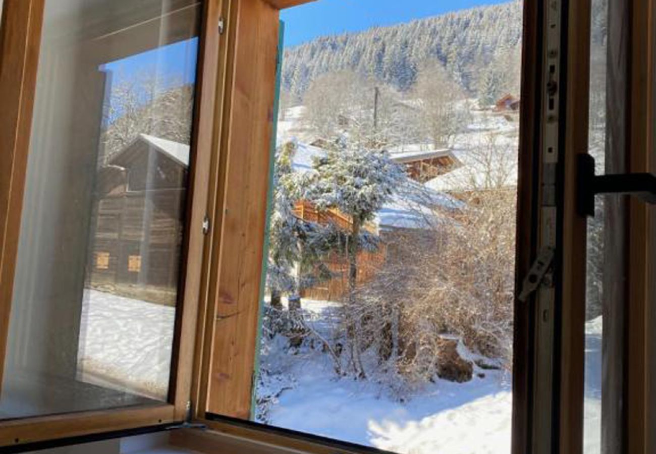 Apartment in Saint-Gervais-les-Bains - Appt Mont Joye - Ski aux pieds 