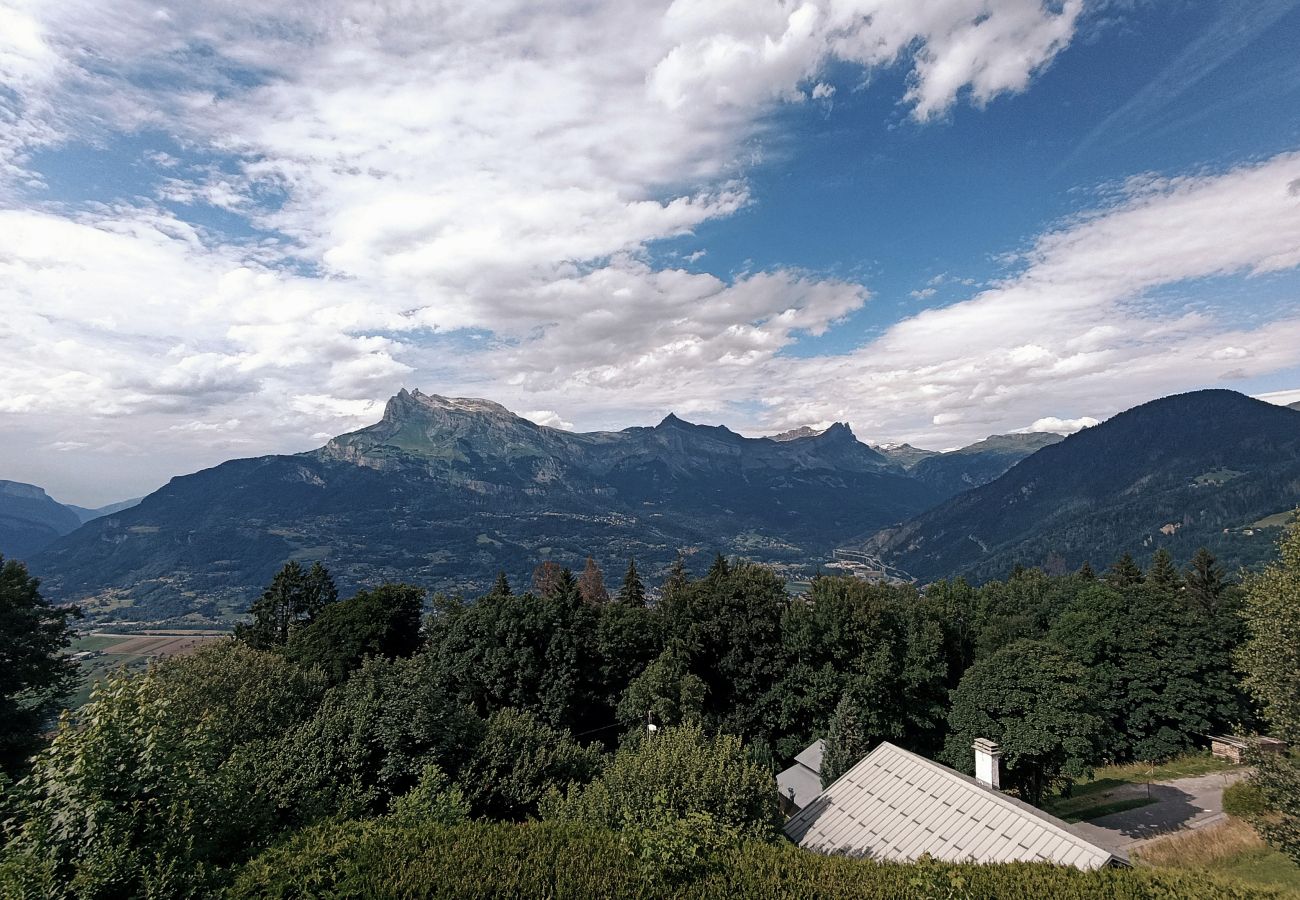 Chalet in Saint-Gervais-les-Bains - Chalet Le Splendide - Rénové - Vue Mont-Blanc