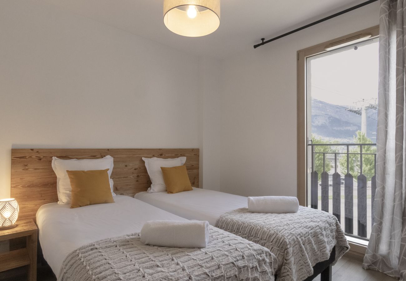 Apartment in Saint-Gervais-les-Bains - Le 201 - Vue montagne - Proche télécabine