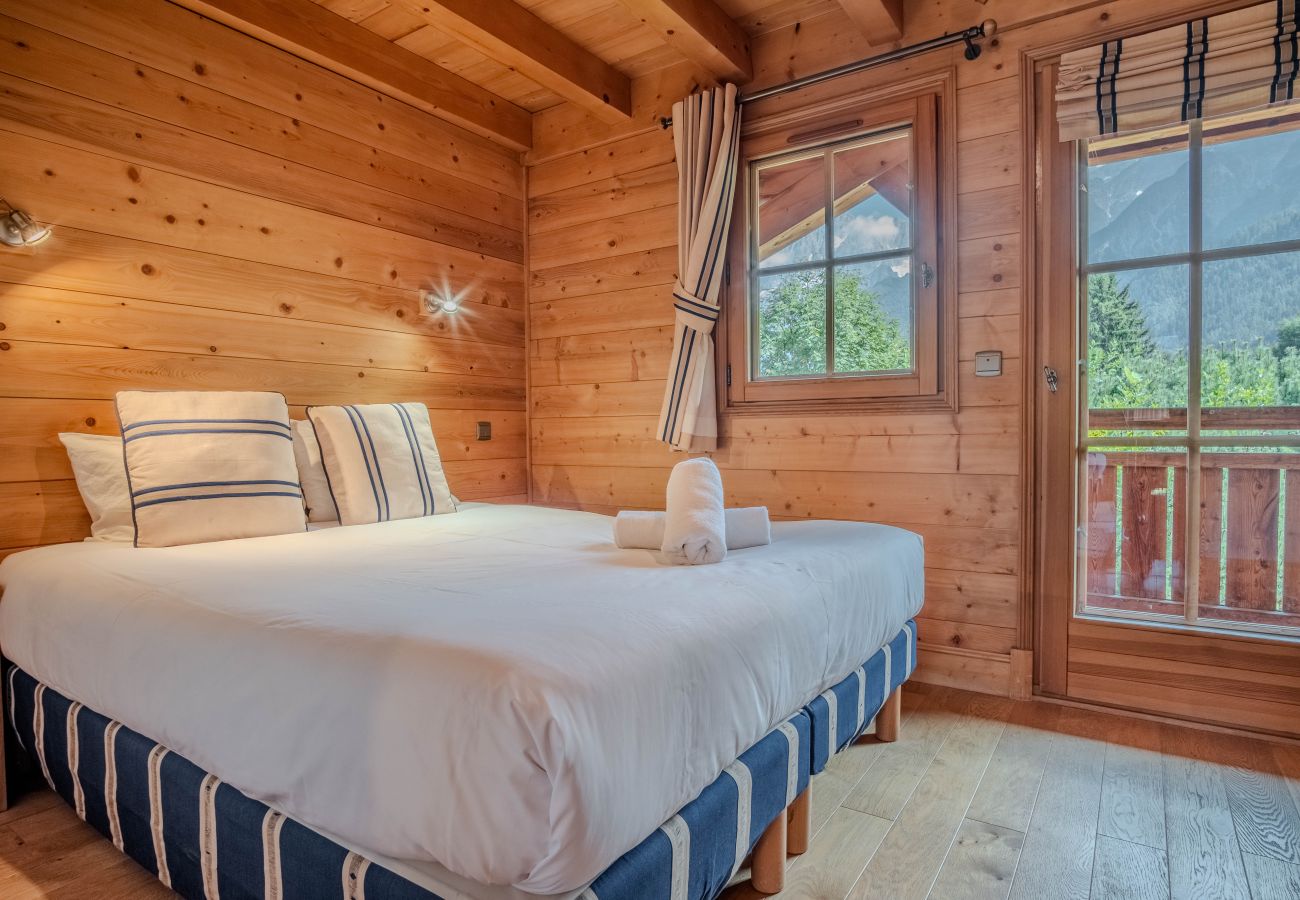 Apartment in Les Houches - Maison Neuve 3 - Sauna - Téléphérique - Mont-Blanc