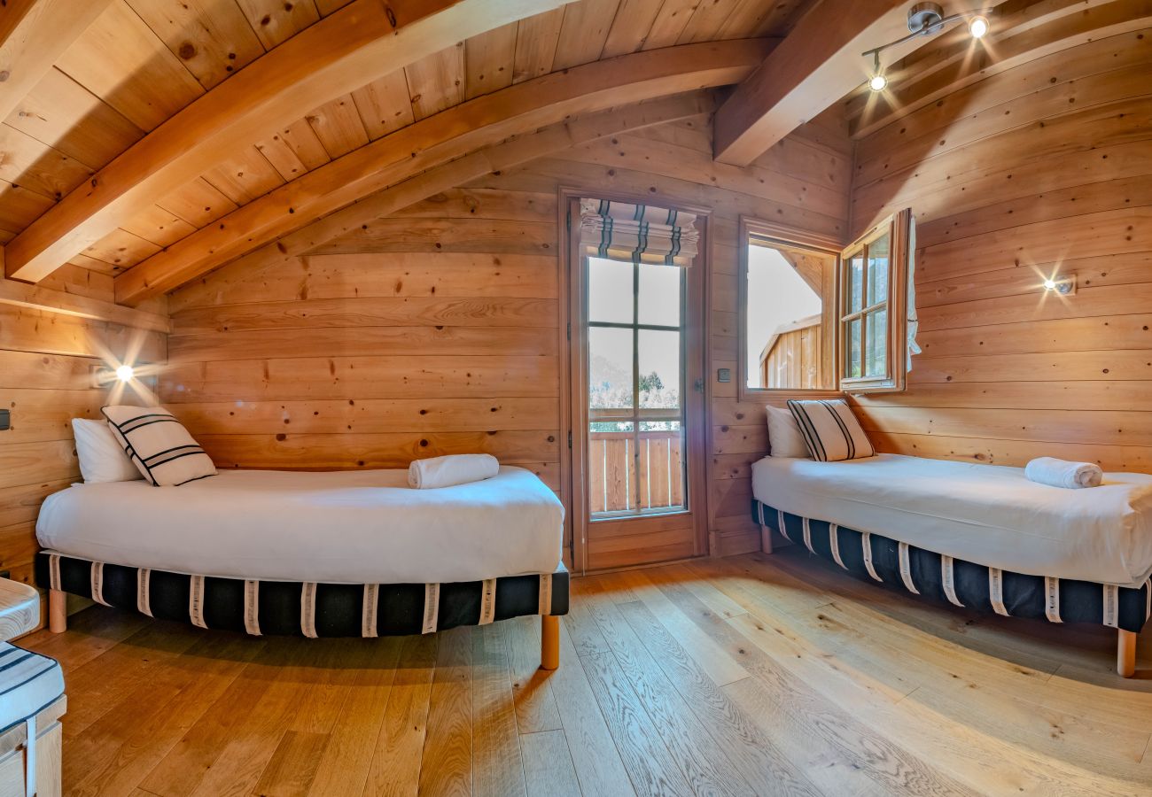 Apartment in Les Houches - Maison Neuve 3 - Sauna - Téléphérique - Mont-Blanc