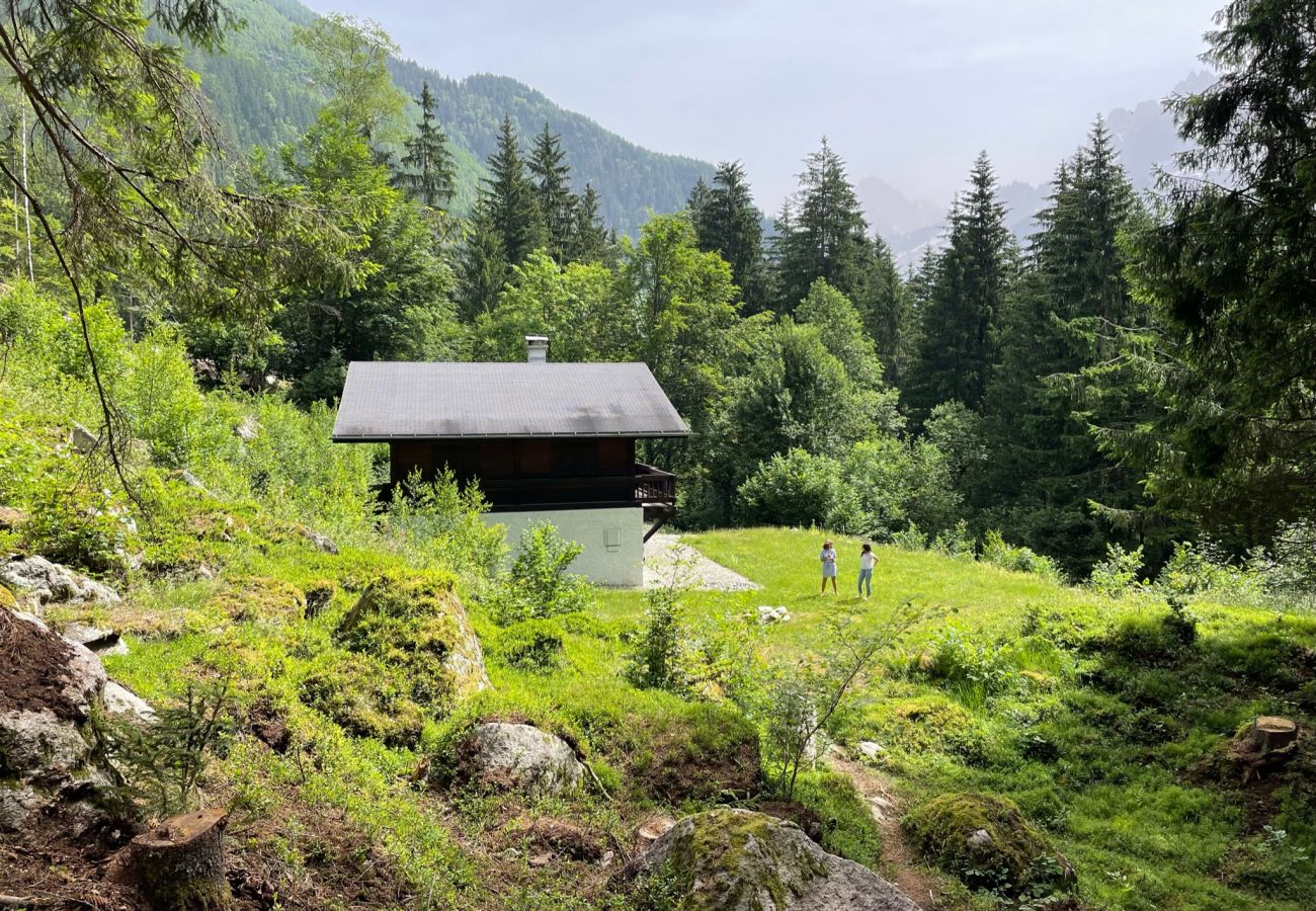 Chalet in Les Houches - Chalet des Eaux Rousses