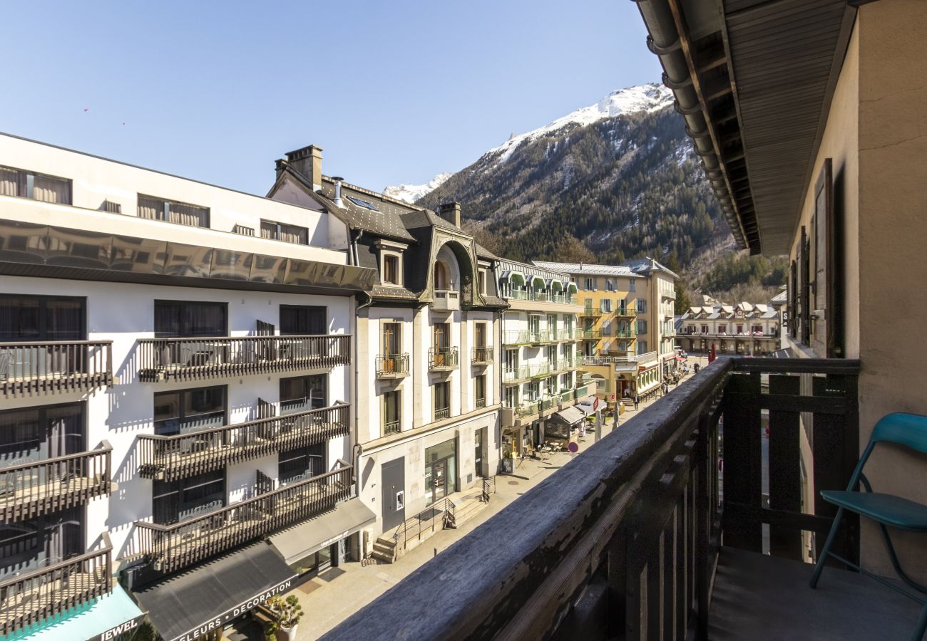 Apartment in Chamonix-Mont-Blanc - L'étoile des Alpes vue montagne - Centre