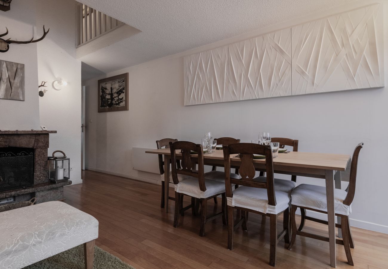 House in Chamonix-Mont-Blanc - Le Bedux - Privée - Calme - Terrasse - Vues