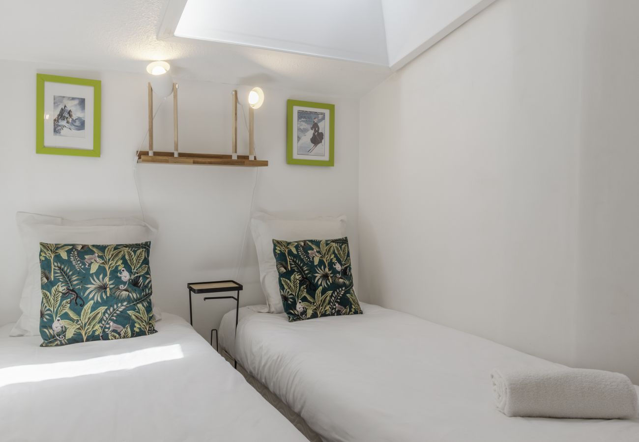 Apartment in Chamonix-Mont-Blanc - Le Triolet - Centre-ville - Balcon avec vue