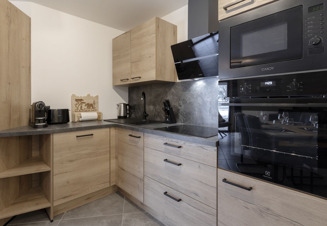 Apartment in Les Houches - The Bear – Sauna, Piscine - Face au Kandahar